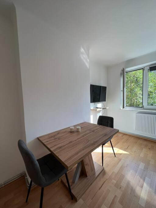 Neue Wohnung Neben Der Meduni Und Dem Lkh Graz Buitenkant foto